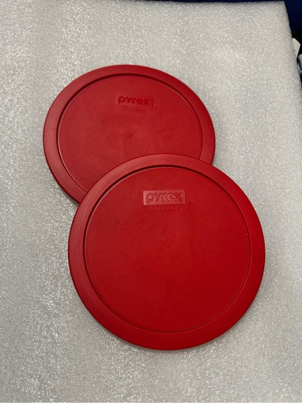 Pyrex Red Round Plastic Storage Lid
